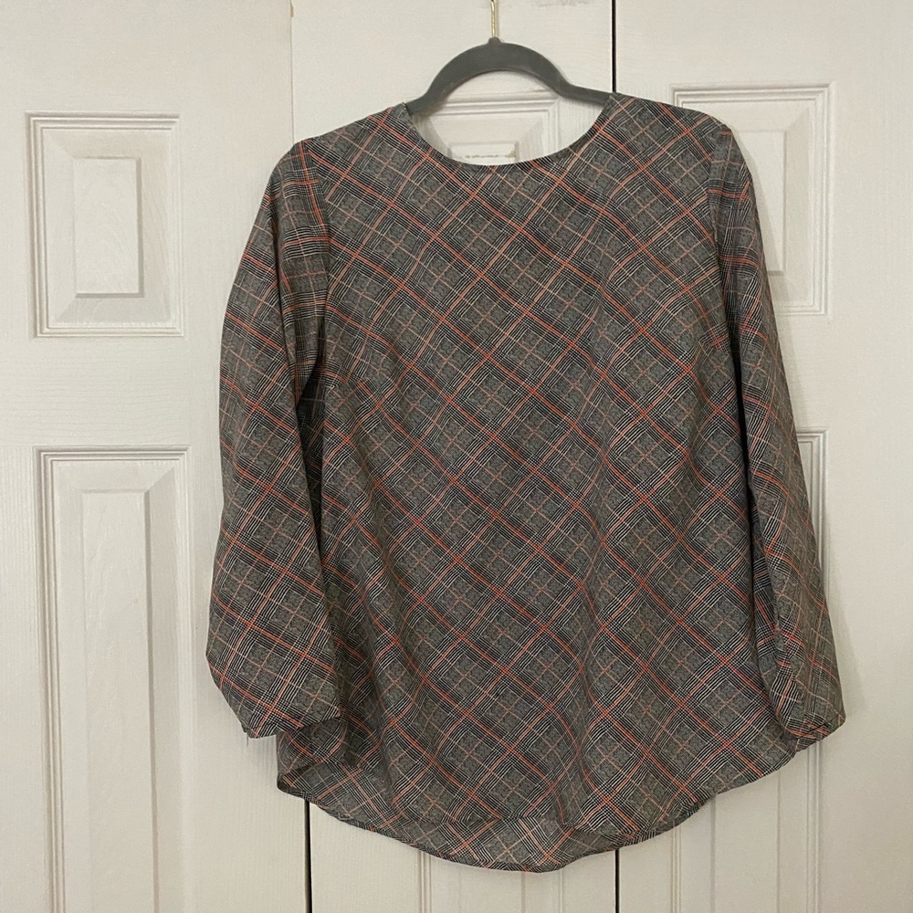 Plaid work top